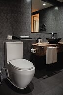 RakYim Siam - Sukhumvit 15