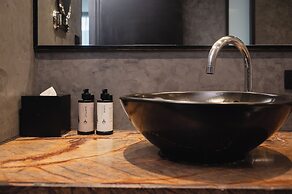 RakYim Siam - Sukhumvit 15