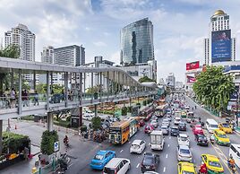 RakYim Siam - Sukhumvit 15