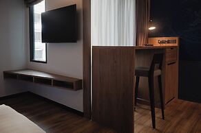 RakYim Siam - Sukhumvit 15