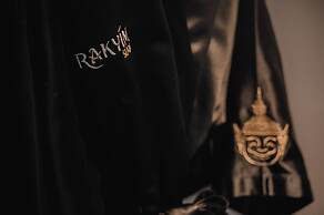 RakYim Siam - Sukhumvit 15