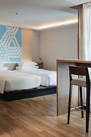RakYim Siam - Sukhumvit 15