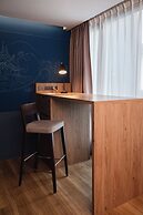 RakYim Siam - Sukhumvit 15