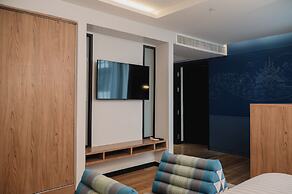 RakYim Siam - Sukhumvit 15