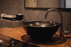 RakYim Siam - Sukhumvit 15