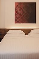 RakYim Siam - Sukhumvit 15