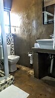 Sangiro Game Lodge