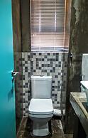 Sangiro Game Lodge