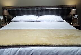 Sangiro Game Lodge