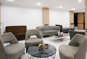 Sunday Platinum Suites