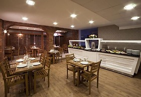 Walk In Hotel