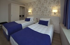 Walk In Hotel