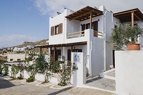 Petros Studios & Suites