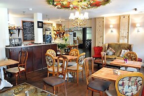 Kings Arms Hotel