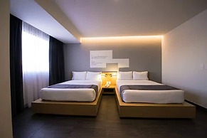 Perla Central Hotel