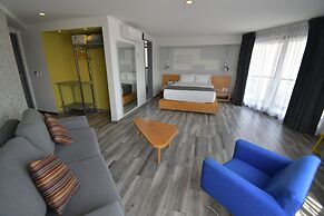 Perla Central Hotel