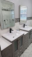 Fundy Complex Dockside Suites