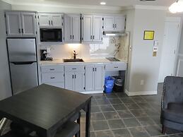 Fundy Complex Dockside Suites