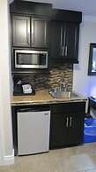 Fundy Complex Dockside Suites