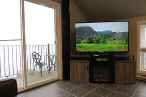 Fundy Complex Dockside Suites