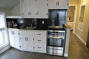 Fundy Complex Dockside Suites