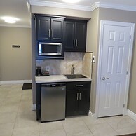 Fundy Complex Dockside Suites