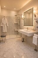 Stelle Hotel The Businest