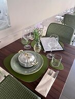 Stelle Hotel The Businest