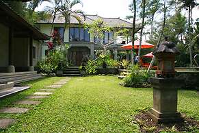 Suara Air Resort Ubud