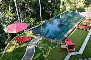 Suara Air Resort Ubud
