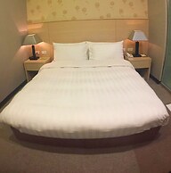 Royal Hotel