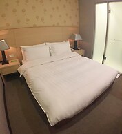 Royal Hotel