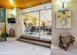 Alborada Aparthotel