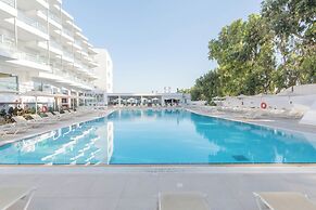 Belair Beach Hotel