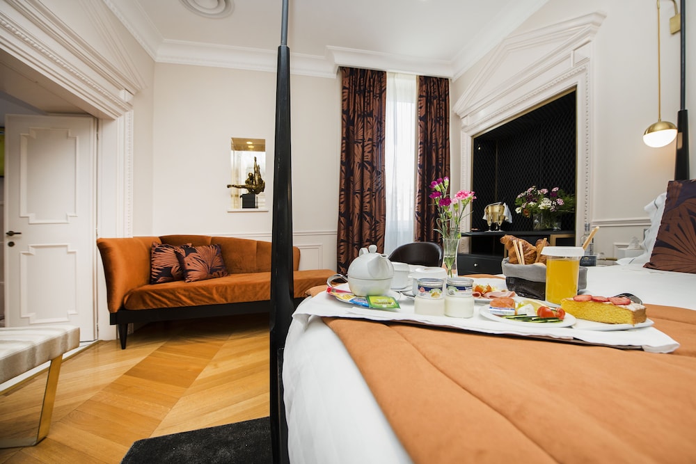 Torre Argentina Relais