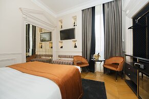 Torre Argentina Relais