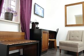 Hotel Navona Colors