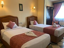 Holidays Express Hotel