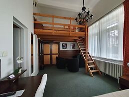 Pension Jana - Domov Mládeže