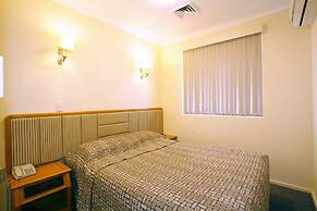 Maclin Lodge Motel
