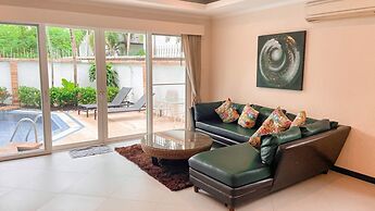 Hidden Palm Pool Villas