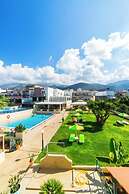 Theoni Apartments