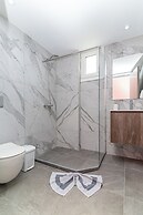 Theoni Apartments