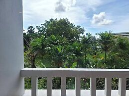 Karon Living Room