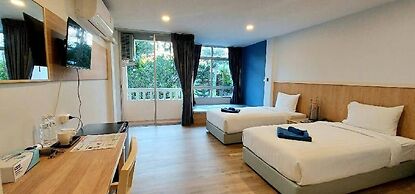 Karon Living Room