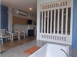 Karon Living Room