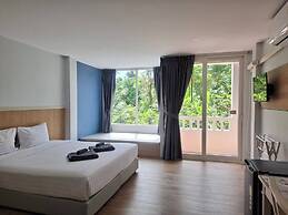 Karon Living Room