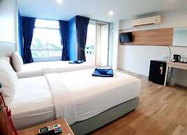 Karon Living Room