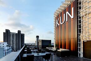 KUN Hotel Feng Chai