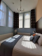 Hotel De Villa